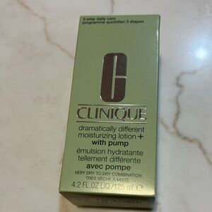 Clinique Dramatically Different Moisturizing Lotion+ 4.2 oz / 125ml NWT Hydratin